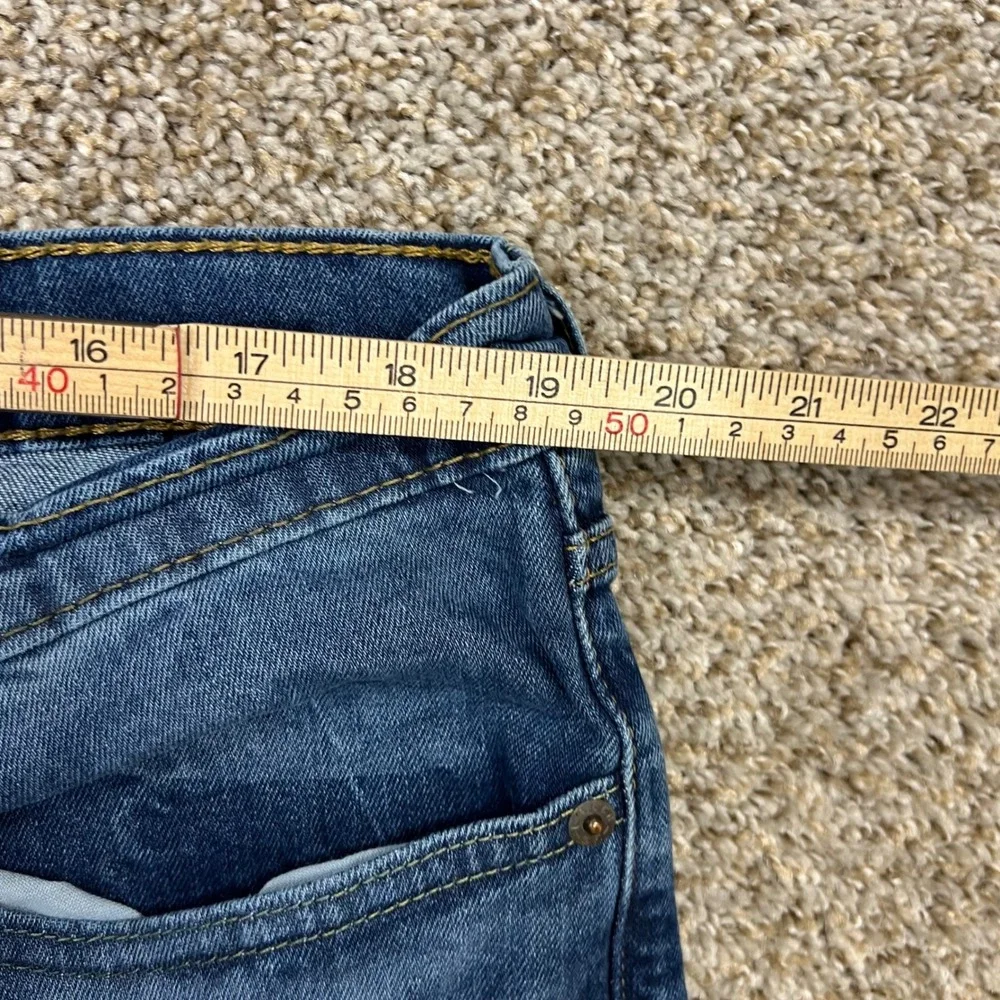 Levis levi 541